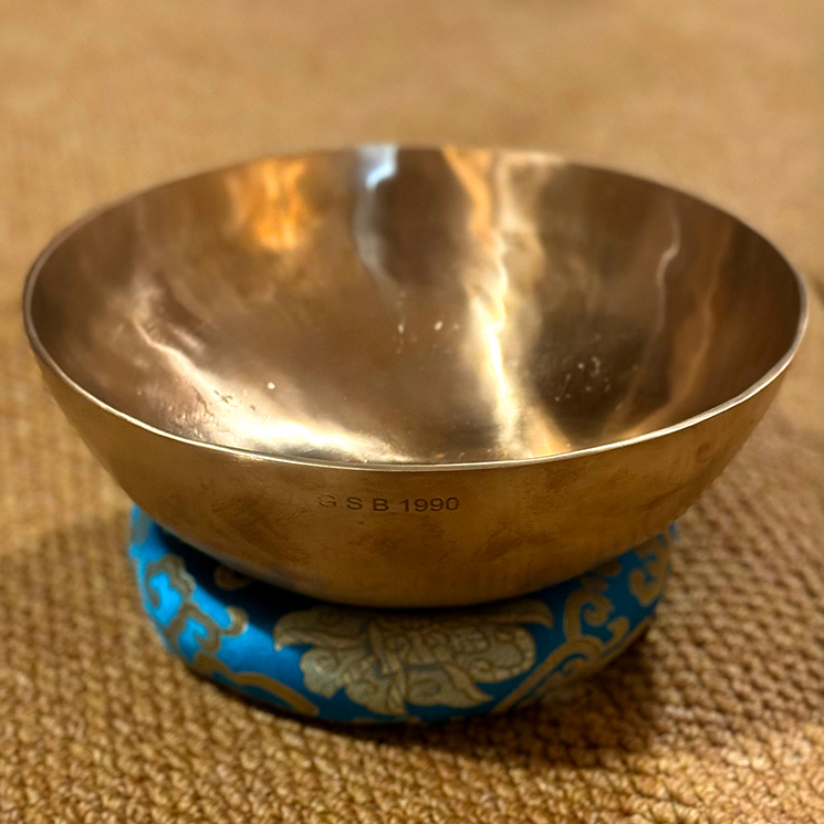 GSB Singing Bowl 23.5cm - 29.5cm - Image 6