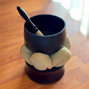 Traditional Japanese Temple Bowl (Rin / 寺院鈴)