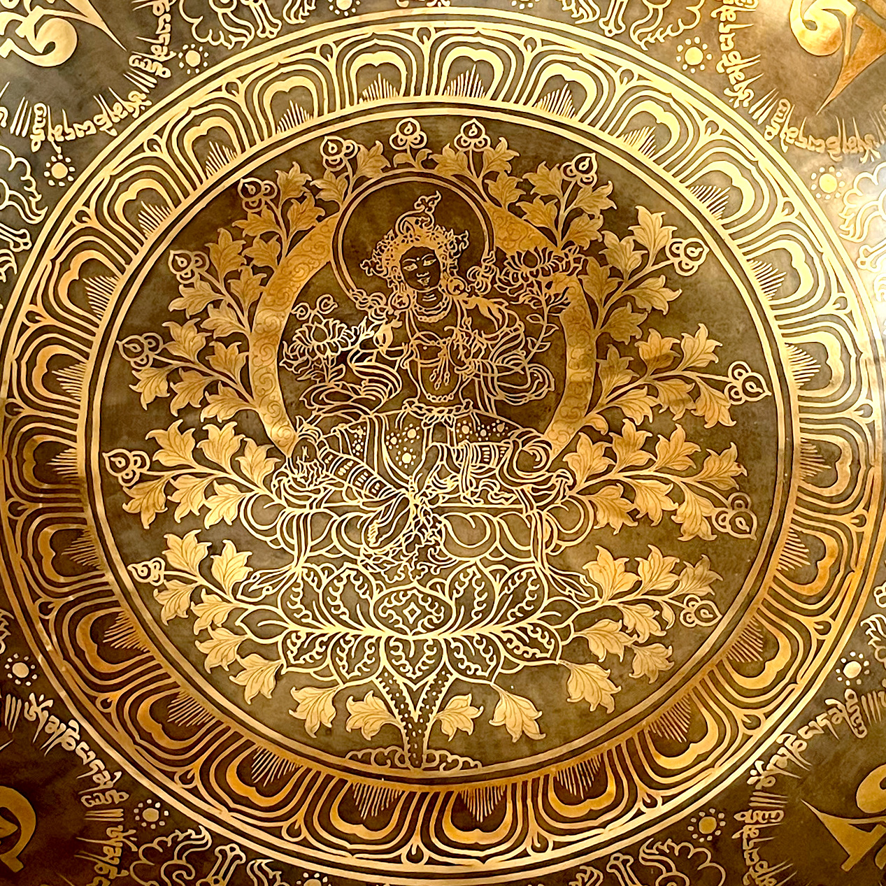 Large Etched Tara Handmade Singing Bowl - 60cm - Image 2